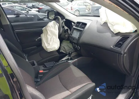 2019 Mitsubishi Outlander Sport 2.0 Es/2.0 Le/2.0 Sp from USA, damaged, VIN JA4AP3AU8KU004080